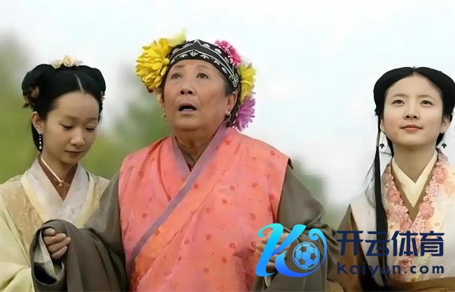 李少红发文怀念叶琳瑯 演艺界痛失明珠